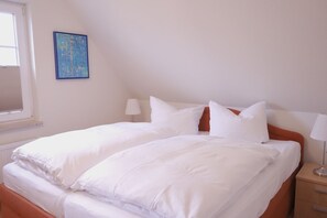 Unclassified image, 5 of 21, button