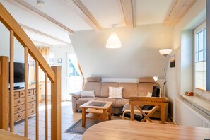 TV, DVD player, stereo