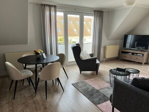 Nicht klassifiziertes Bild, 2 von 10, Schaltfläche