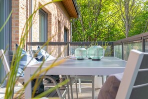 Outdoor dining - Vacations directly on the south beach - Ferien am Südstrand (Wyk auf Föhr)
