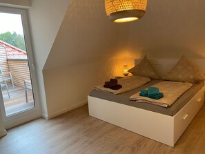 3 bedrooms, WiFi, bed sheets