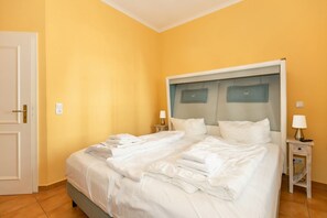 1 bedroom, in-room safe, iron/ironing board, WiFi