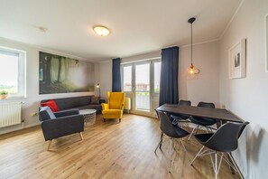 Tv, dvd-spelare och en stereo