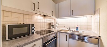 Dog-friendly, quiet vacation apartment with balcony in dyke location on the North Sea -