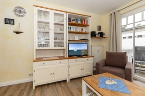 TV, DVD player