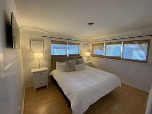 3 habitaciones, escritorio, wifi gratis y ropa de cama 