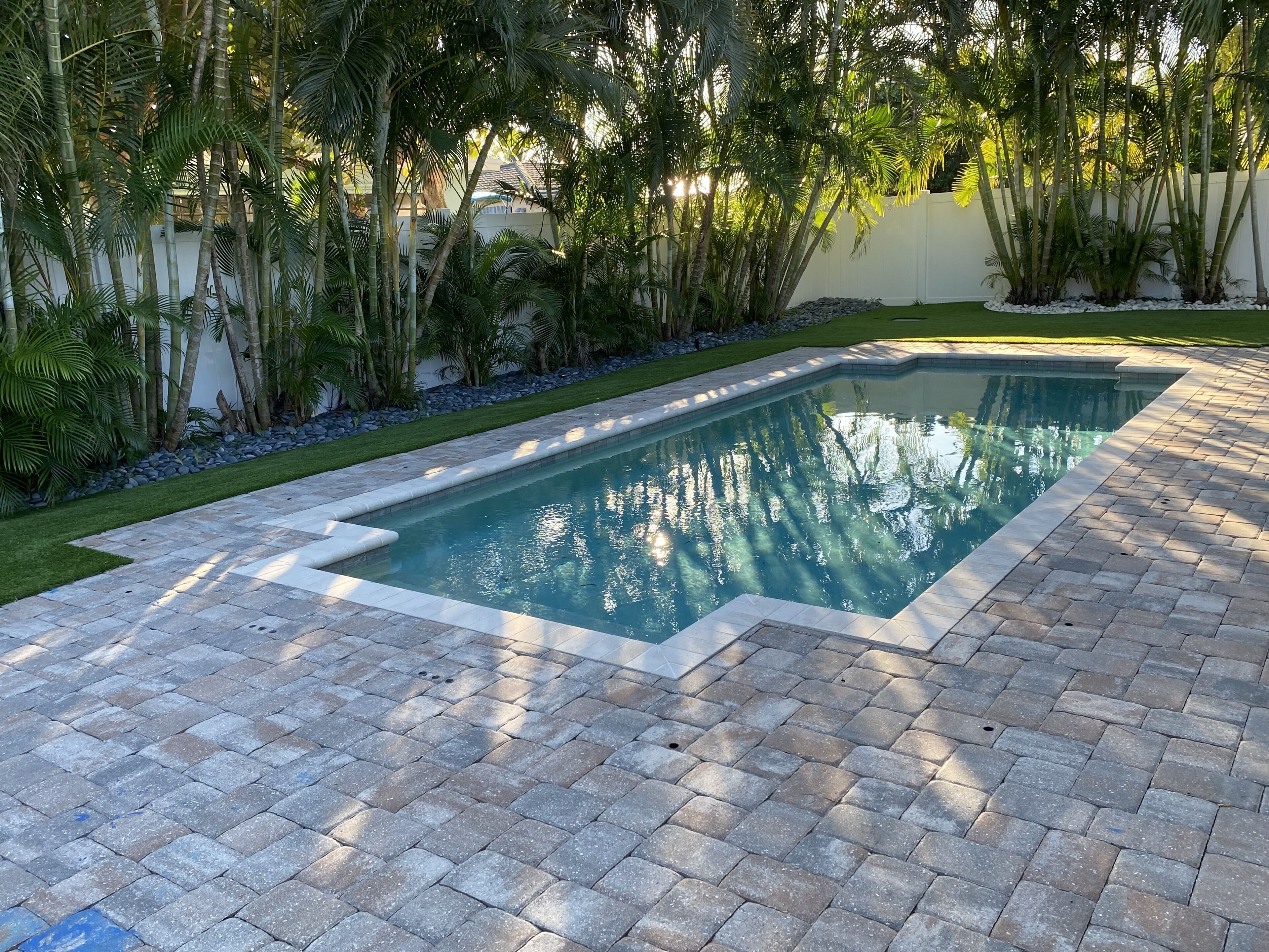NEW Listing- 3 BDR/2 Bath with new furniture, private pool & putting green