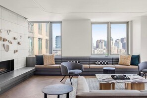 TV, stereo - Spacious East Cambridge 2B2B w/ W/D & Gym, steps from T, by Blueground (Cambridge)