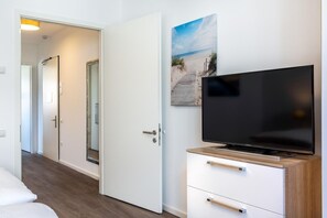 2 chambres, fer et planche à repasser, Wi-Fi, draps fournis