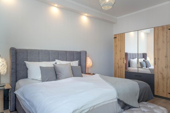 Imagen sin descripción, 1 de 30, botón