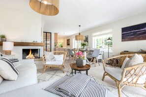 Imagen sin descripción, 3 de 54, botón