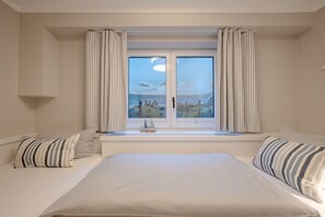 2 bedrooms, in-room safe, iron/ironing board, WiFi