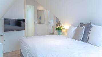 3 quartos, escrivaninha, ferros/tábuas de passar roupa, Wi-Fi