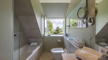 Shower, free toiletries, hair dryer, soap
