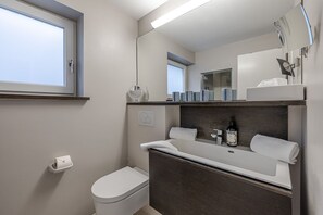 Imagen sin descripción, 3 de 41, botón