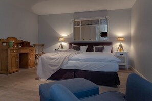 1 habitación, tabla de planchar con plancha y wifi 