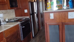 Private kitchen - Lazy Parrot (Nokomis)