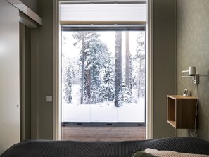 3 soverom, strykejern/-brett og internettilgang