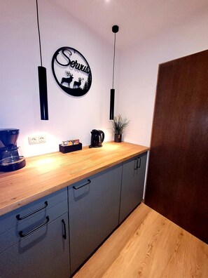 Interior - Apartment Almrausch 3 persons 50sqm shower/WC terrace W-LAN TV (Ramsau bei Berchtesgaden)