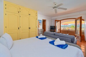 4 bedrooms, iron/ironing board, WiFi, bed sheets - Casa Patricia - Javea, Costa Blanca (Javea)