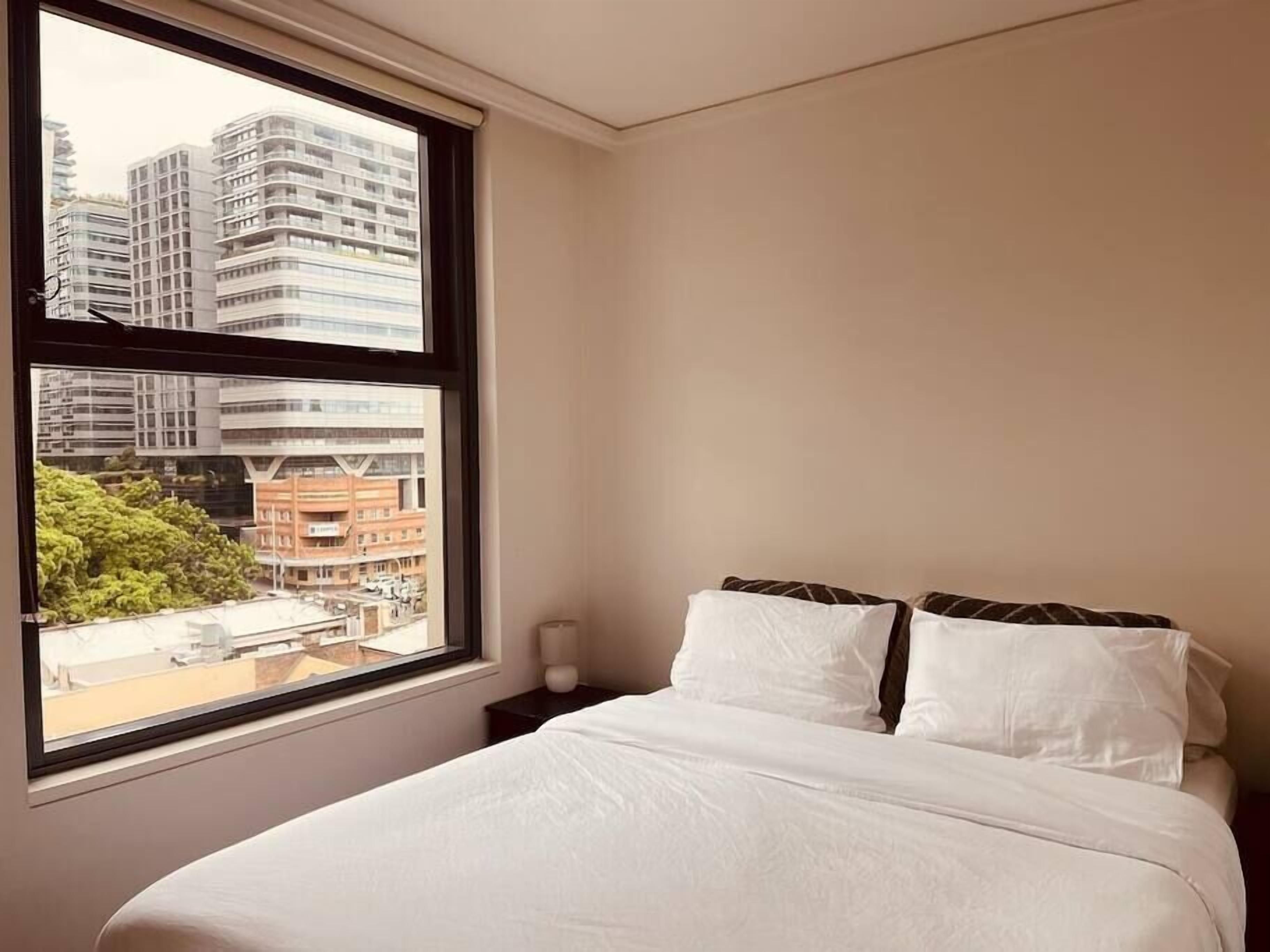 1 slaapkamer, een strijkplank/strijkijzer, internet