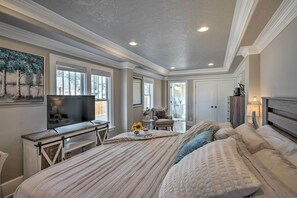 6 habitaciones, tabla de planchar con plancha y cuna de viaje