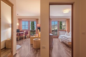 Télévision, table de tennis de table