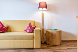 Télévision, table de tennis de table