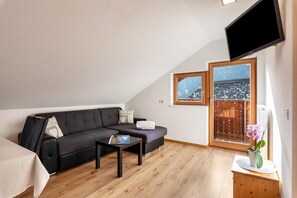 Fernseher, Stereoanlage