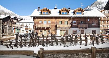 Mountain Apartment - Rasia Residence Relax