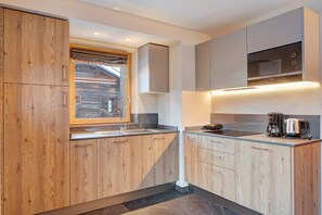 Fridge, microwave, stovetop, dishwasher - Apartment Winter – Rasia Residence Relax (Livigno)