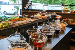 Breakfast served - The Nova (Altinova)