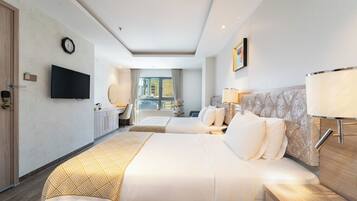 プレミア トリプルルーム 浴槽 シティビュー | 1 室のベッドルーム、低刺激性寝具、低反発ベッド、ミニバー