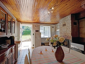 Kühlschrank, Mikrowelle, Geschirrspüler