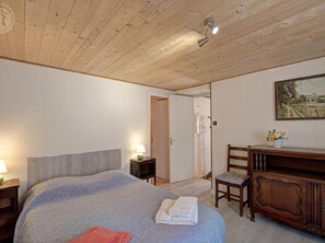 3 bedrooms, free WiFi