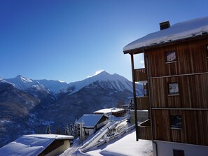 Exterior - Bright apartment with balcony, parking, WIFI, near slopes (Orcières Merlette)