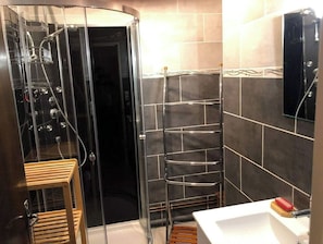 Dusche, Haartrockner