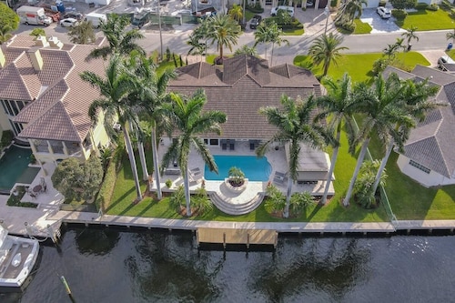 Palms by the Sea Villa