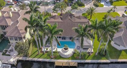Palms by the Sea Villa 🌊 Waterfront | Heated Pool | Near Beach 🏖️