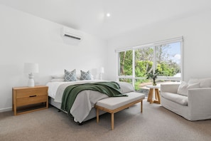 4 Schlafzimmer, Bügeleisen/Bügelbrett, WLAN, Bettwäsche