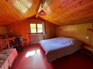 3 間睡房、熨斗/熨衫板、Wi-Fi