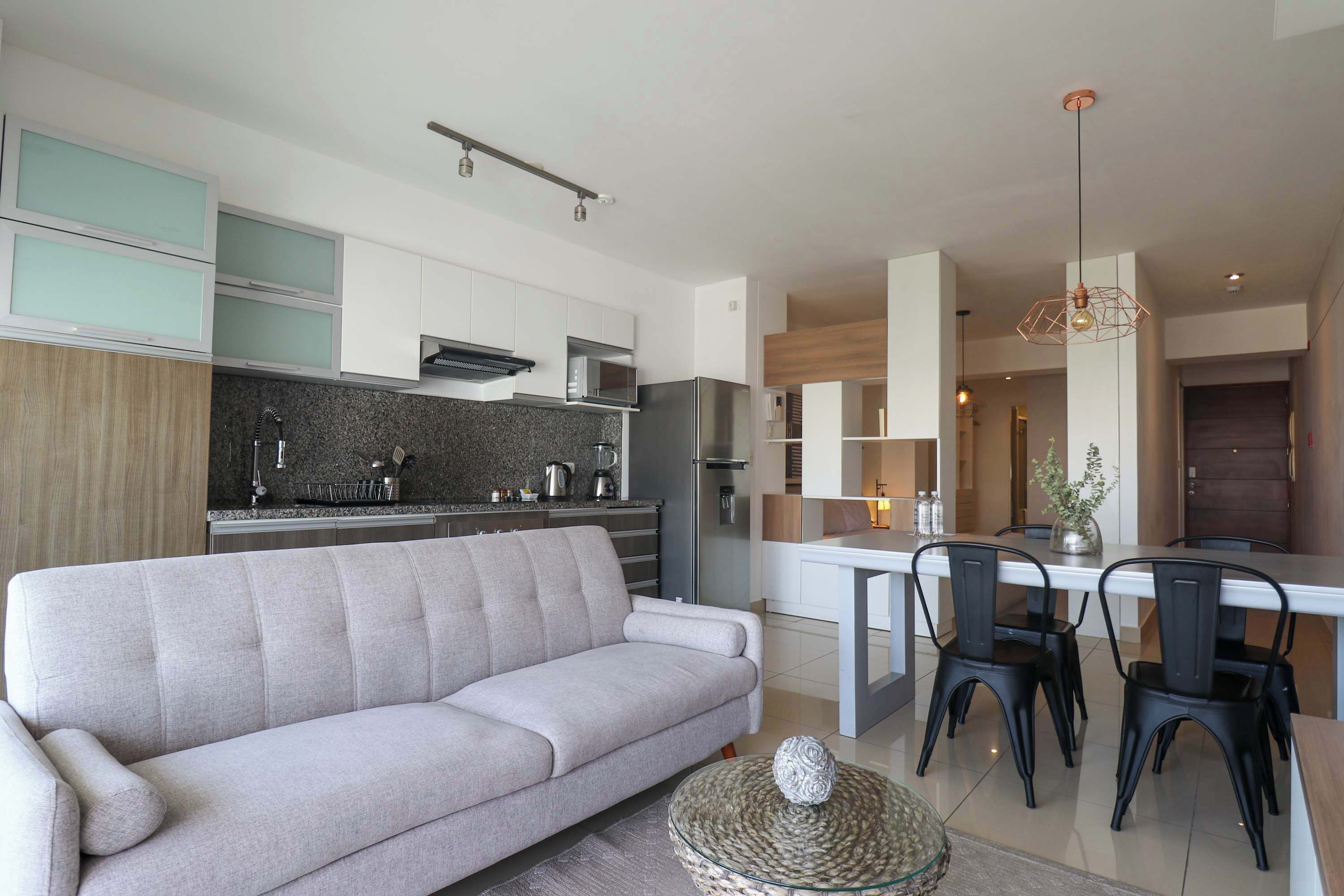 TV, Netflix, streaming services, offices