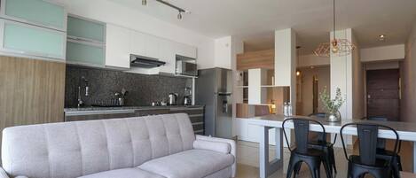 TV, Netflix, streaming services, offices