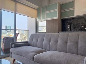 Télévision, Netflix, services de streaming, espaces bureaux