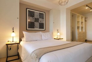 1 habitación, tabla de planchar con plancha, wifi y ropa de cama 
