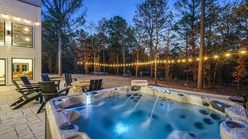 BaĂąera de hidromasaje al aire libre