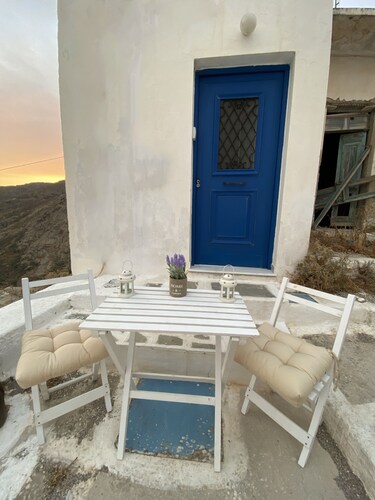 S&K Traditional Cycladic House Serifos