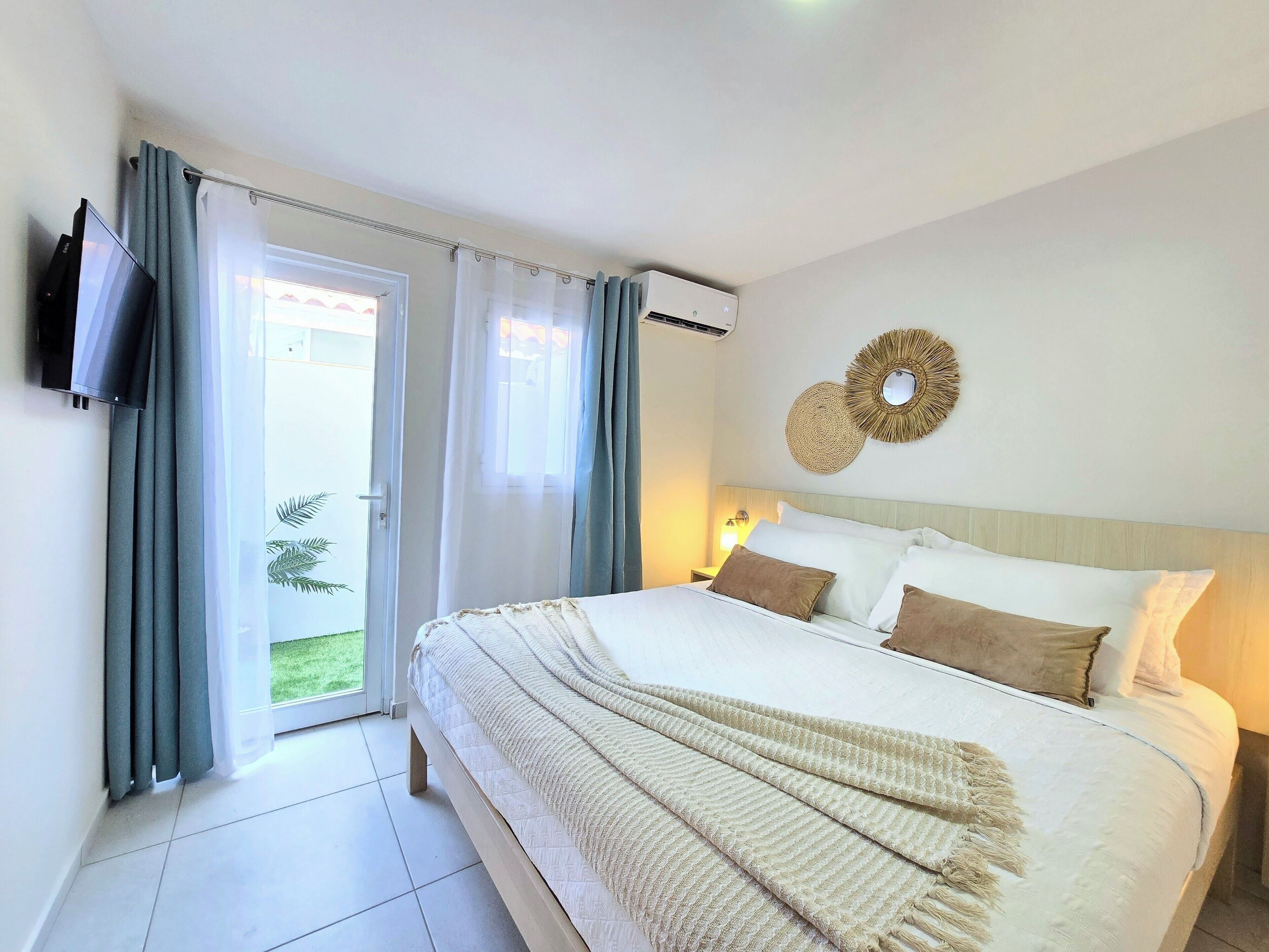 Junior appartement | Een kluis op de kamer, een strijkplank/strijkijzer, gratis wifi