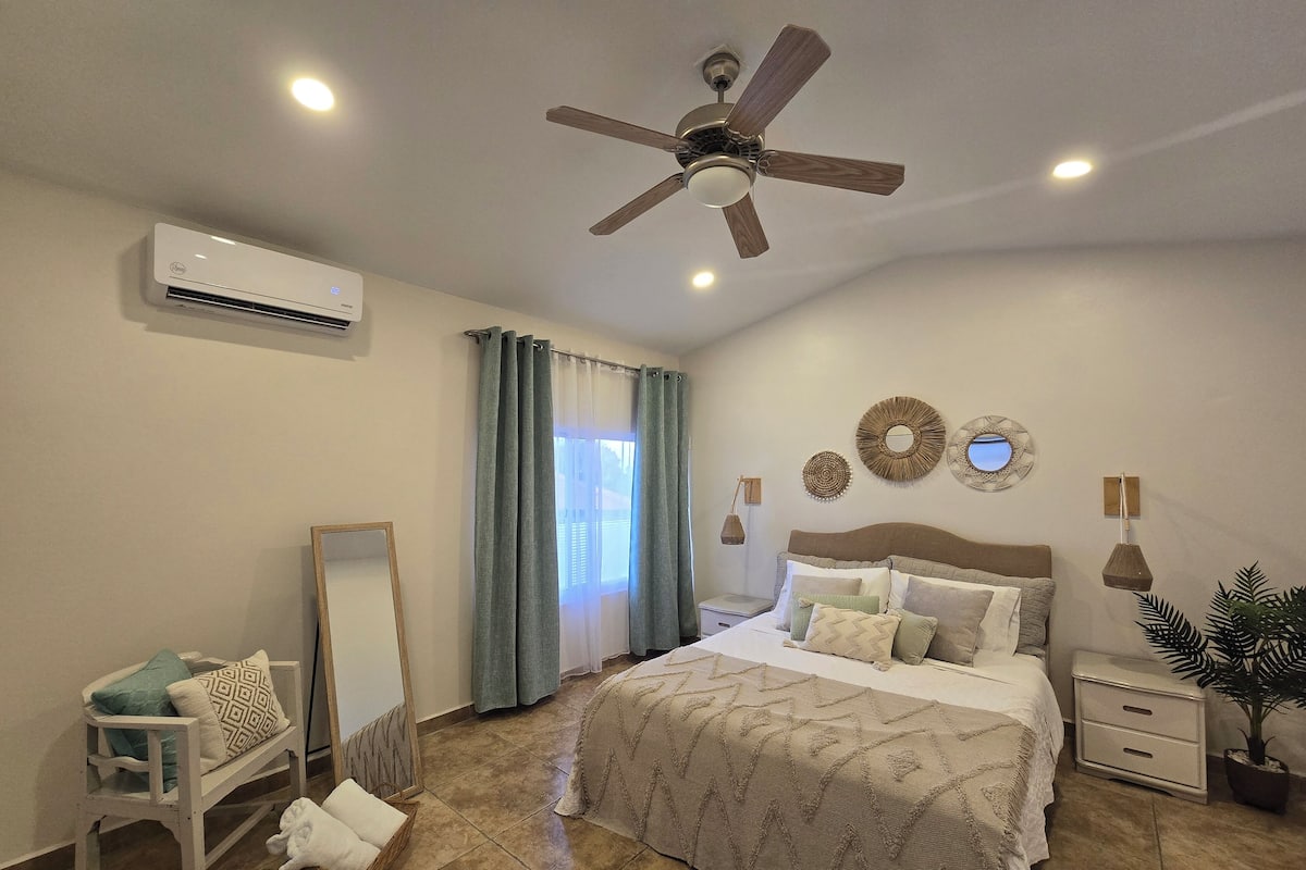 Duplex, 1 King Bed with Sofa bed | 2 bedrooms, in-room safe, iron/ironing board, free WiFi