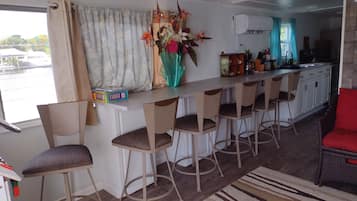 Premium House | Living area | 50-inch Smart TV with satellite channels, TV, fireplace